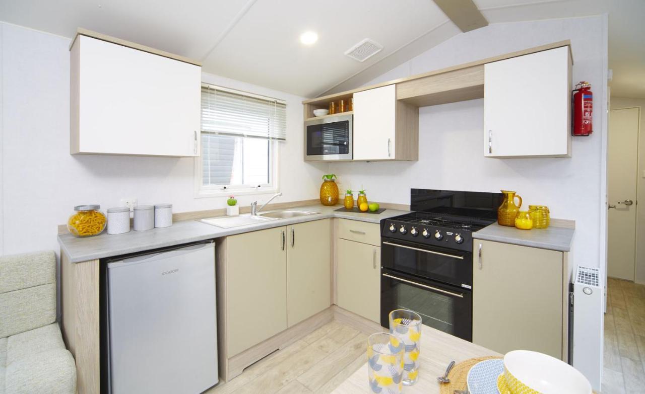 Вилла Holiday Caravans-Deal Kent Great Mongeham Экстерьер фото